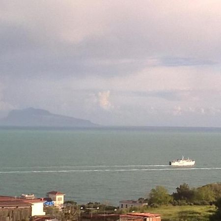 ナポリPosillipo: Soggiorno D'Incantoアパートメント エクステリア 写真
