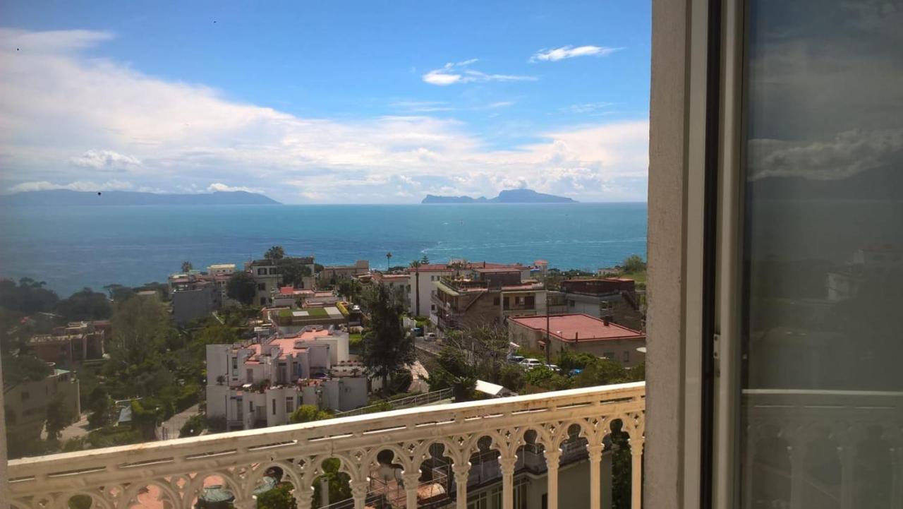 ナポリPosillipo: Soggiorno D'Incantoアパートメント エクステリア 写真